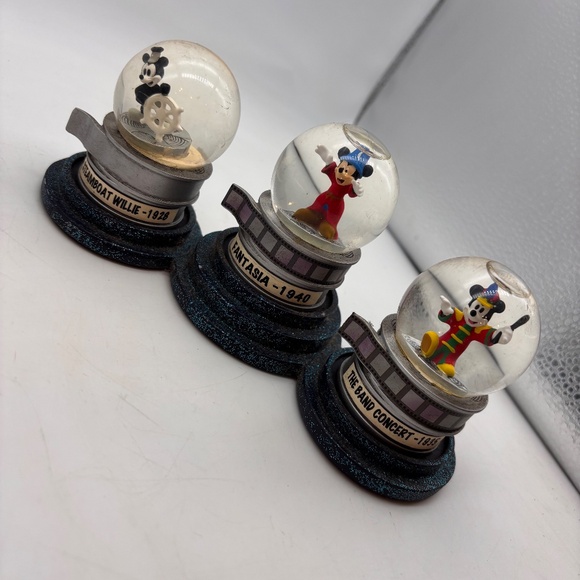 Disney Parks Mickey Mouse Throughout the Years Collectible Water Snow Globe - Picture 9 of 15